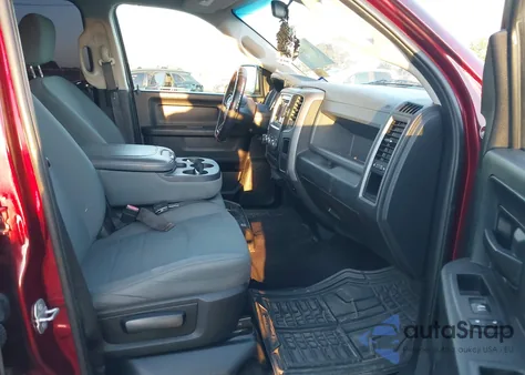 2018 Ram 1500 Express 4X2 5'7 Box z USA, uszkodzony, nr VIN 1C6RR6KG0JS143540